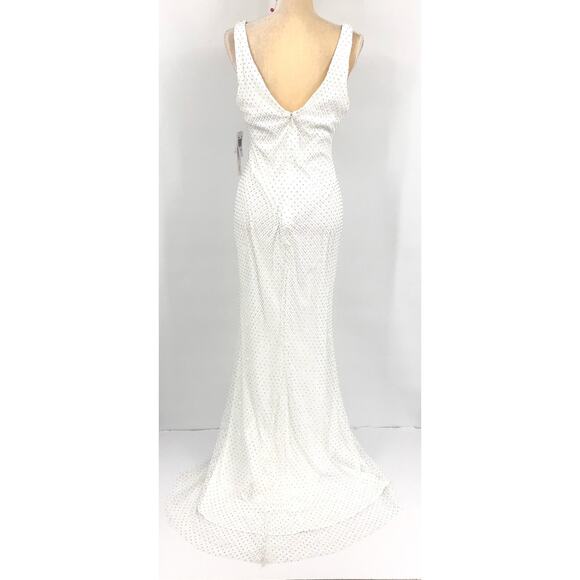 AQUA FORMAL Women's Rhinestone Embellished Fishnet Gown Size 12 Ivory NWT - Picture 11 of 16